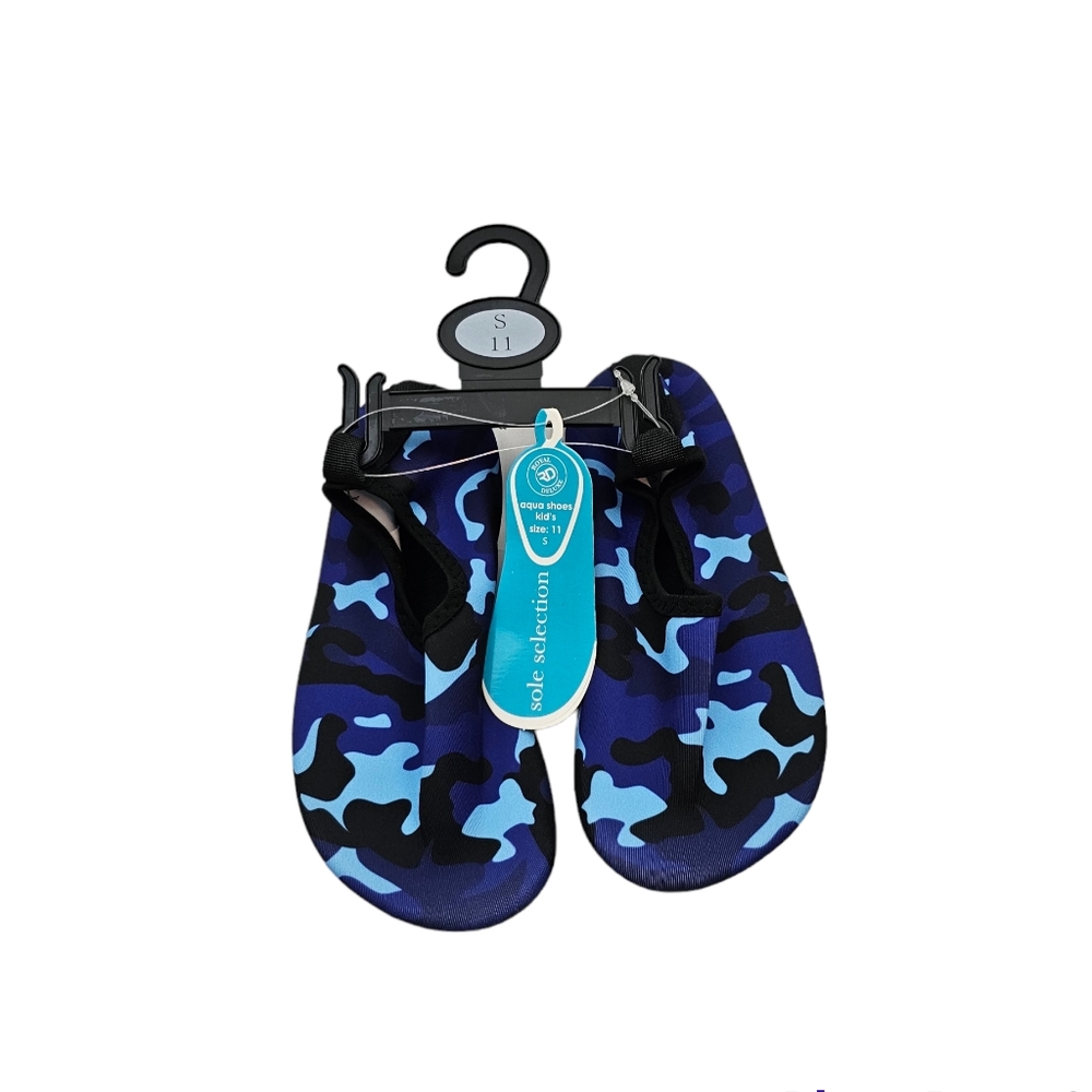 NWT, Water Shoes Printed Cameo Blue Boys Sizes 11-2